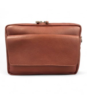 Borsa in pelle stile audace: spaziosa, versatile, funzionale.