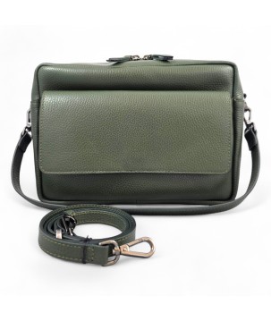 Borsa in pelle stile audace: spaziosa, versatile, funzionale.