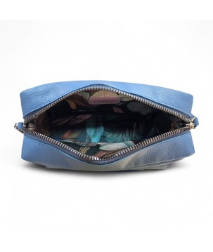 Borsa in pelle stile audace: spaziosa, versatile, funzionale.