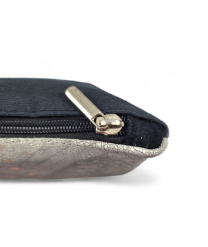 POCHETTE IN PELLE CON NOTA DIPINTA A MANO