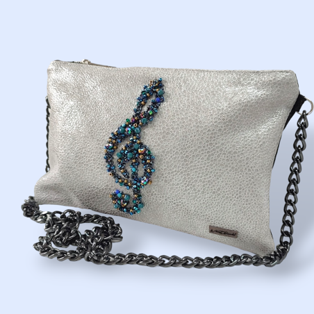 POCHETTE IN PELLE, CHIAVE DI VIOLINO RICAMATA, CON PIETRE, SWAROVSKI E FINITURE METALLICHE