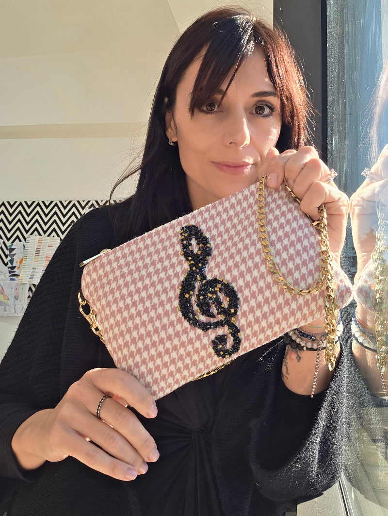 BORSA IN TESSUTO PIED DE POULE RICAMATA