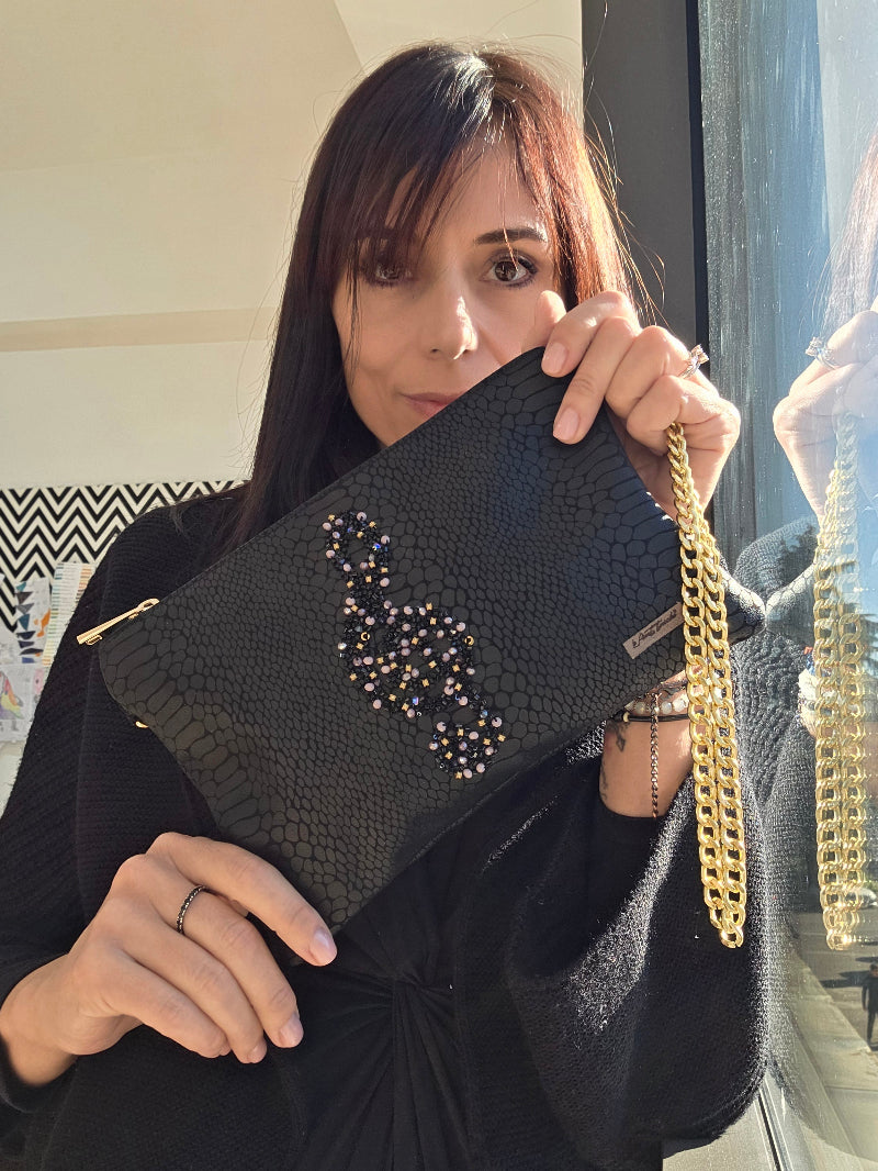 BORSA IN SIMILPELLE RICAMATA