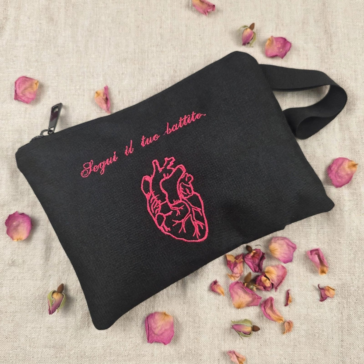 POCHETTE "SEGUI IL BATTITO"
