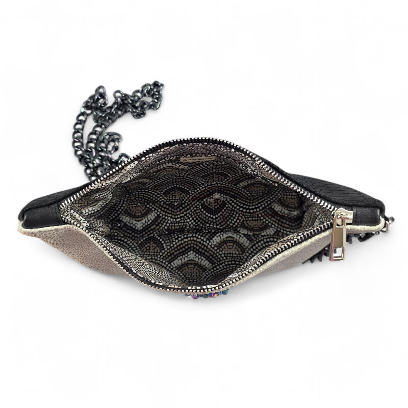 POCHETTE IN PELLE RICAMATA CON CHIAVE DI VIOLINO